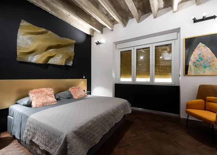 Booza 69 Luxury Rooms
